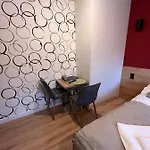 Skorzewo-lotnisko Mtp Tor Poznan Apartment Skorzewo (Poznan)