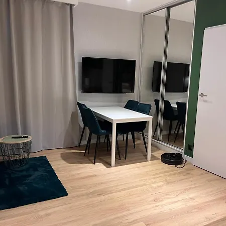 شقة Apartamenty Skorzewo