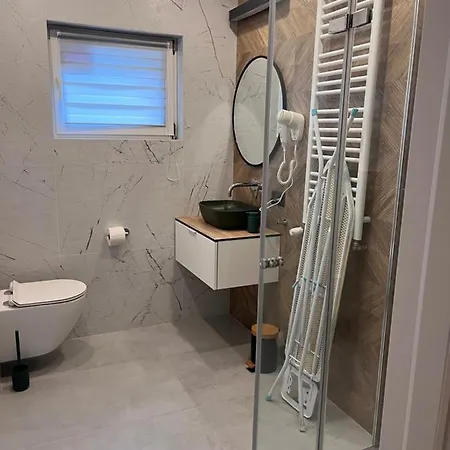 Apartamento Skorzewo-lotnisko Mtp Tor Poznan *