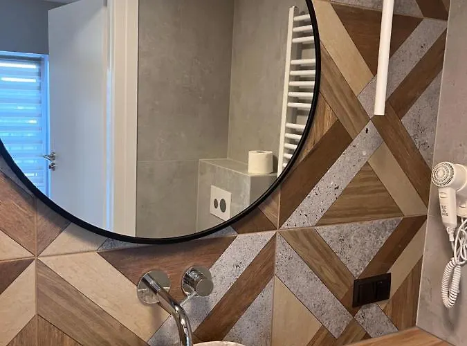 Skorzewo-lotnisko Mtp Tor Poznan * Skórzewo