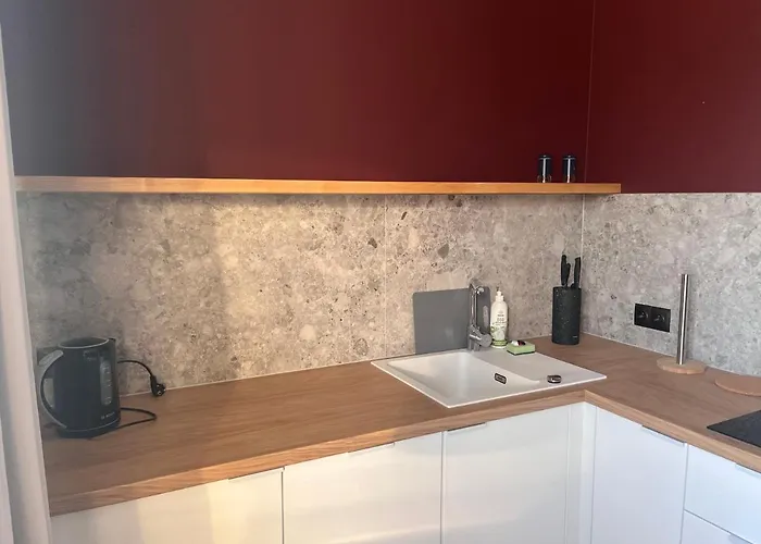 Skorzewo-lotnisko Mtp Tor Poznan * Skórzewo